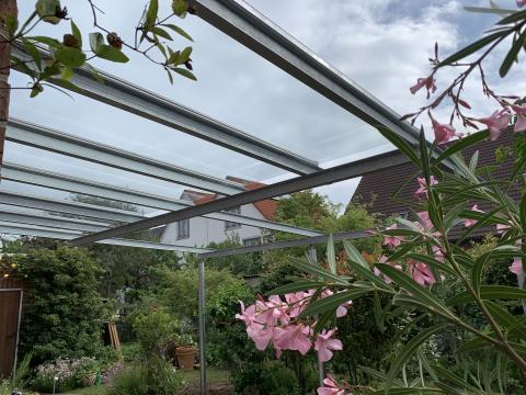 Terrassendach Stahlverzinkt teilverglast